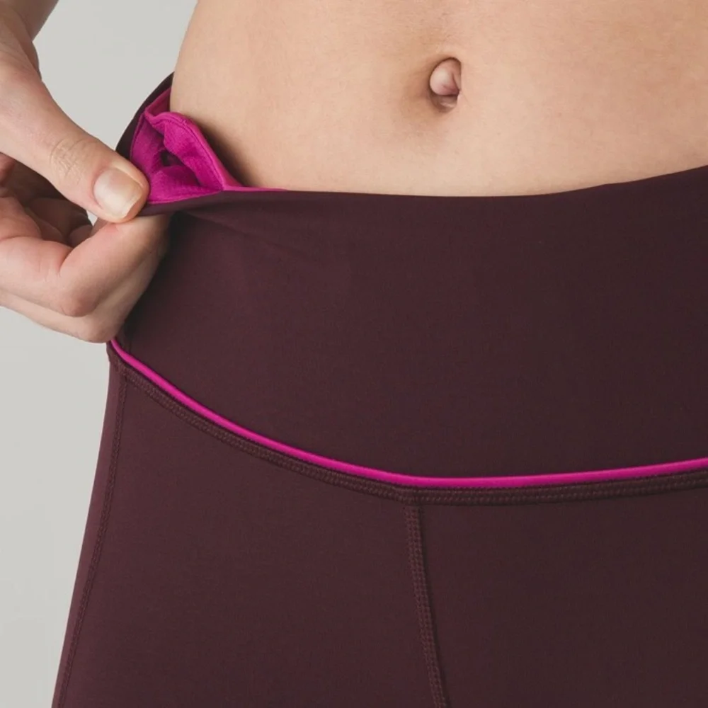 Lululemon $98 Pace Queen Tight *Full On Luxtreme Bordeaux Drama / Raspberry Sz 6